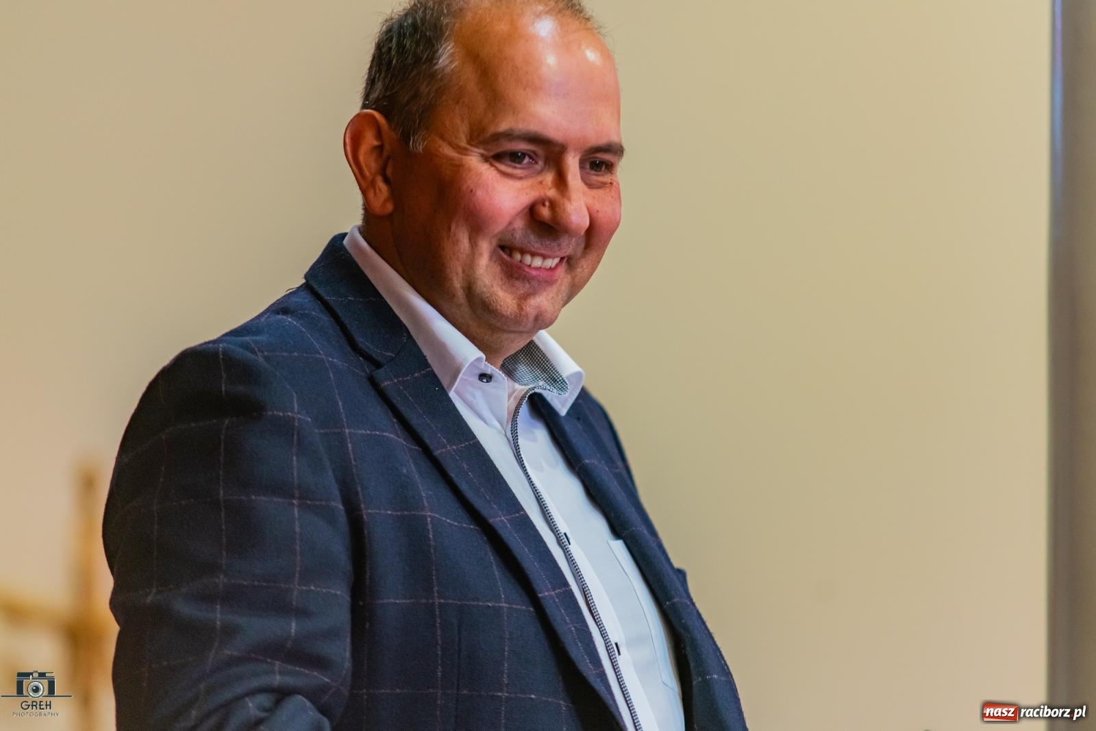 Zdjęcie w galerii na portalu naszraciborz.pl: Drogowskaz jak gorący kartofel. W ratuszu o walce z alkoholizmem i jego skutkami wiadomości z regionu