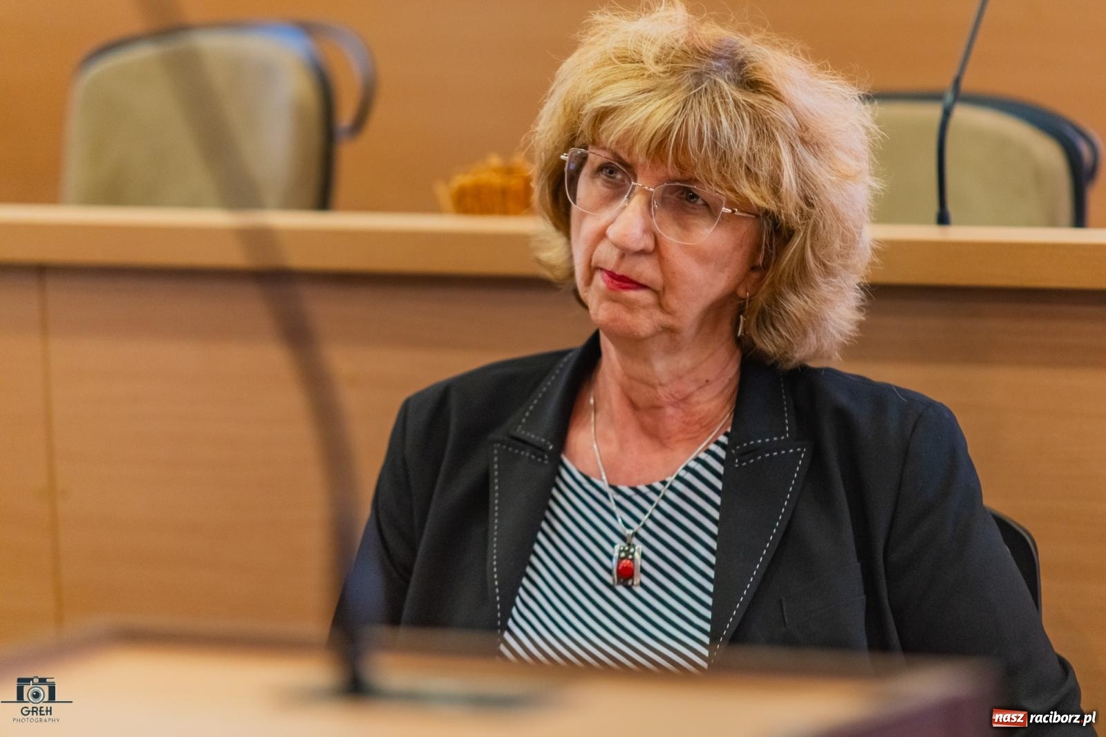 Zdjęcie w galerii na portalu naszraciborz.pl: Drogowskaz jak gorący kartofel. W ratuszu o walce z alkoholizmem i jego skutkami wiadomości z regionu