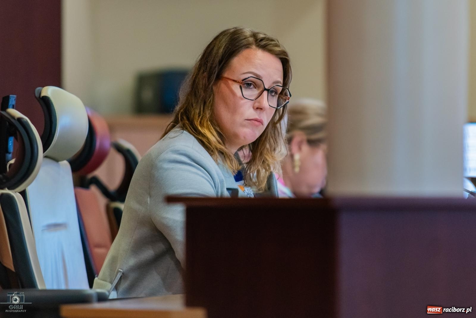 Zdjęcie w galerii na portalu naszraciborz.pl: Drogowskaz jak gorący kartofel. W ratuszu o walce z alkoholizmem i jego skutkami wiadomości z regionu