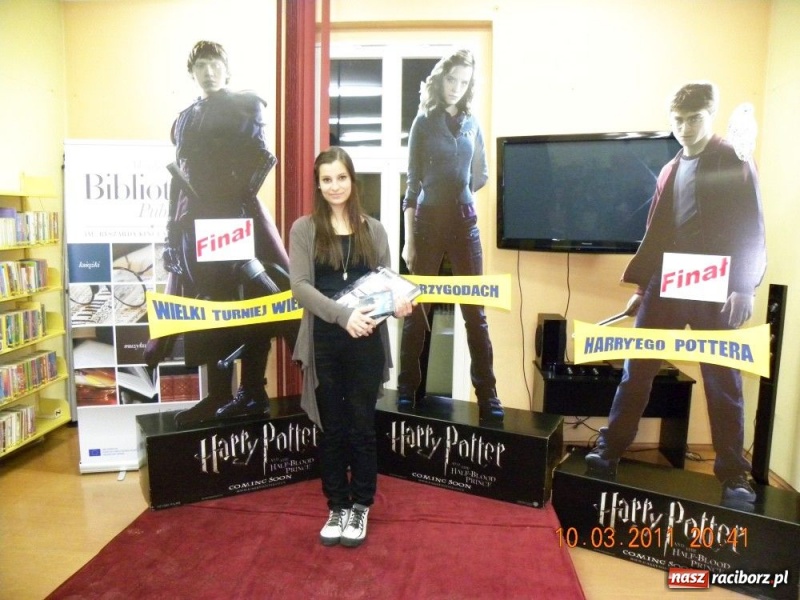Zdjęcie w galerii na portalu naszraciborz.pl: Potteromaniaków wciąż nie brakuje wiadomości z regionu