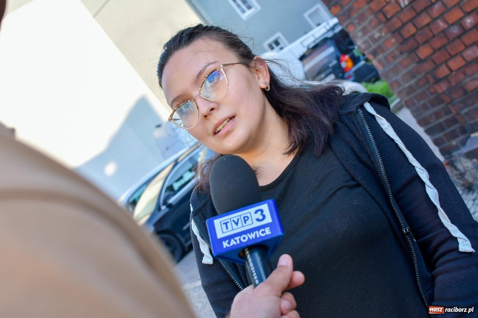 Zdjęcie w galerii na portalu naszraciborz.pl: Śródmieście, Ostróg i Płonia. Wierni od rana stroili ulice [FOTO i WIDEO] wiadomości z regionu