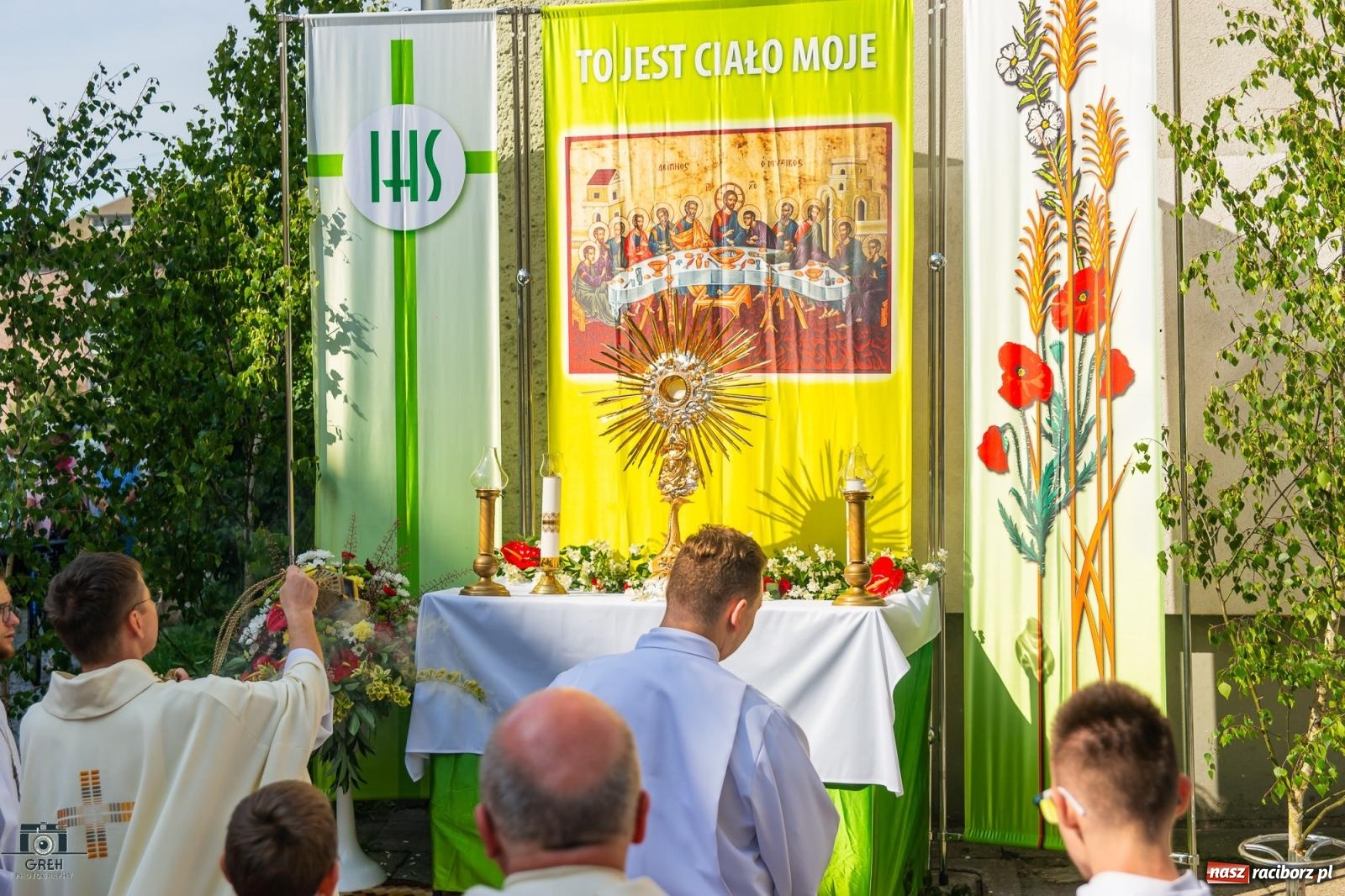 Zdjęcie w galerii na portalu naszraciborz.pl: Boże Ciało na raciborskim starym mieście [FOTO i WIDEO] wiadomości z regionu