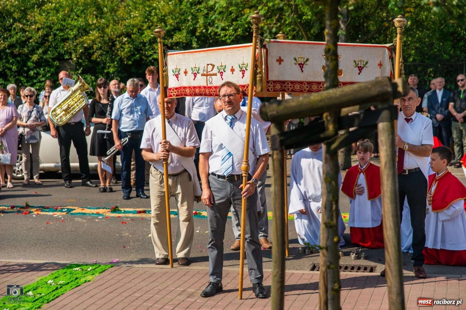 Zdjęcie w galerii na portalu naszraciborz.pl: Boże Ciało na raciborskim starym mieście [FOTO i WIDEO] wiadomości z regionu