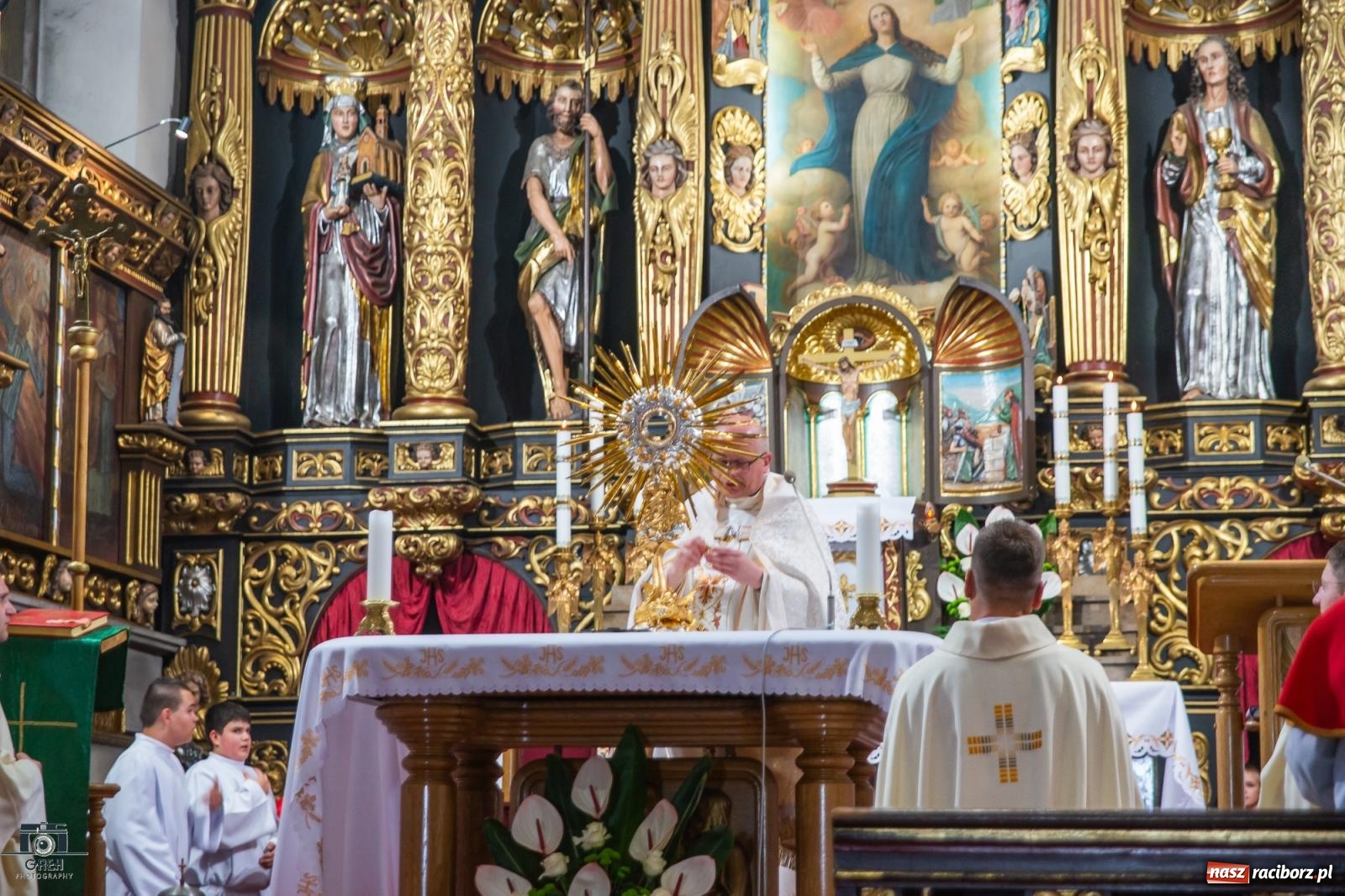 Zdjęcie w galerii na portalu naszraciborz.pl: Boże Ciało na raciborskim starym mieście [FOTO i WIDEO] wiadomości z regionu