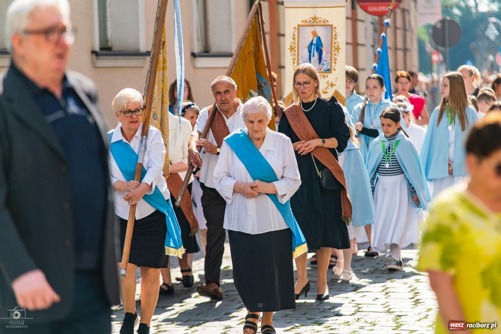 Zdjęcie w galerii na portalu naszraciborz.pl: Boże Ciało na raciborskim starym mieście [FOTO i WIDEO] wiadomości z regionu