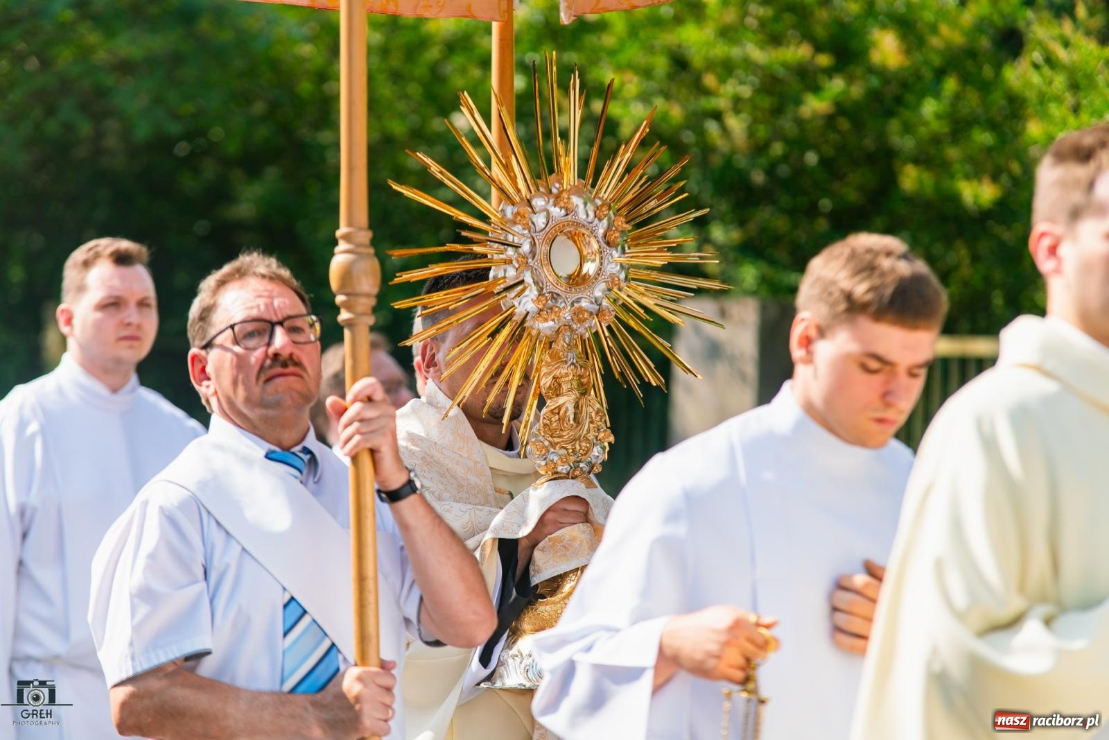 Zdjęcie w galerii na portalu naszraciborz.pl: Boże Ciało na raciborskim starym mieście [FOTO i WIDEO] wiadomości z regionu