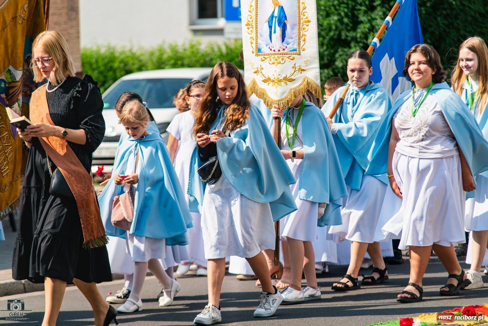 Zdjęcie w galerii na portalu naszraciborz.pl: Boże Ciało na raciborskim starym mieście [FOTO i WIDEO] wiadomości z regionu