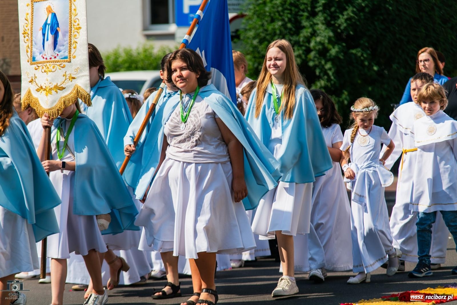 Zdjęcie w galerii na portalu naszraciborz.pl: Boże Ciało na raciborskim starym mieście [FOTO i WIDEO] wiadomości z regionu
