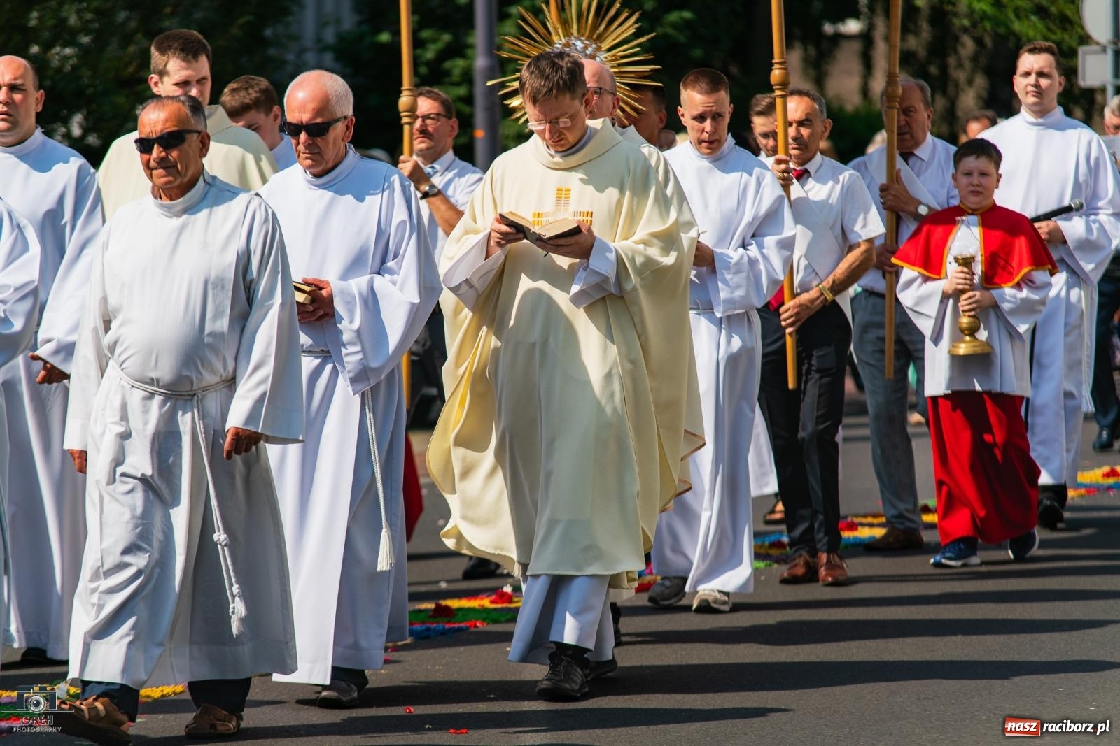 Zdjęcie w galerii na portalu naszraciborz.pl: Boże Ciało na raciborskim starym mieście [FOTO i WIDEO] wiadomości z regionu