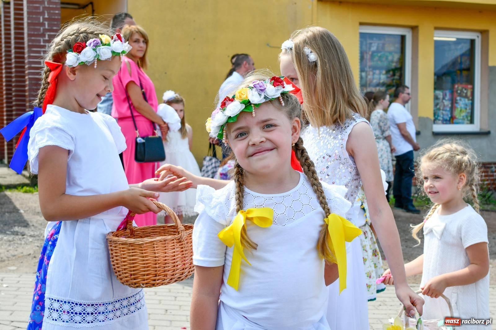 Zdjęcie w galerii na portalu naszraciborz.pl: Brzeskie Boże Ciało. Piękne śląskie akcenty [FOTO i WIDEO] wiadomości z regionu