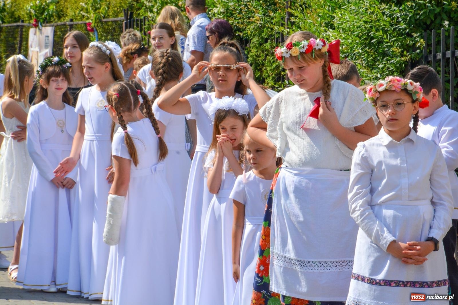 Zdjęcie w galerii na portalu naszraciborz.pl: Brzeskie Boże Ciało. Piękne śląskie akcenty [FOTO i WIDEO] wiadomości z regionu