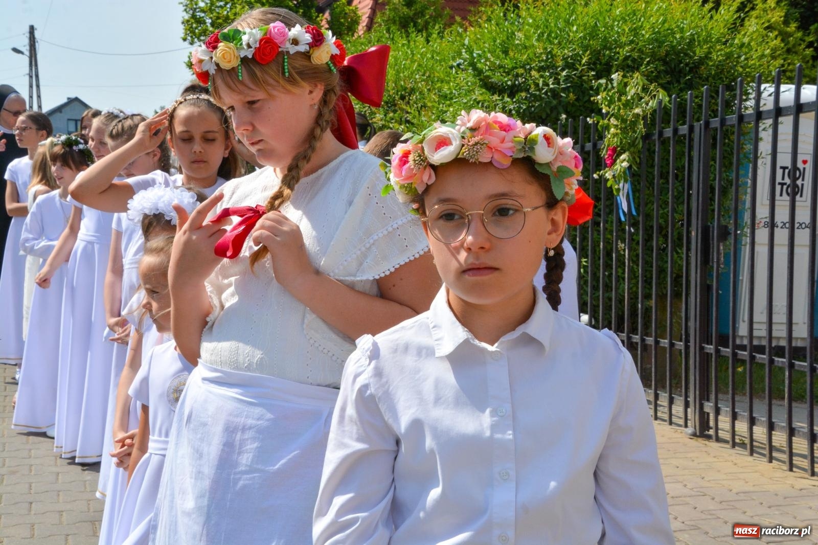 Zdjęcie w galerii na portalu naszraciborz.pl: Brzeskie Boże Ciało. Piękne śląskie akcenty [FOTO i WIDEO] wiadomości z regionu