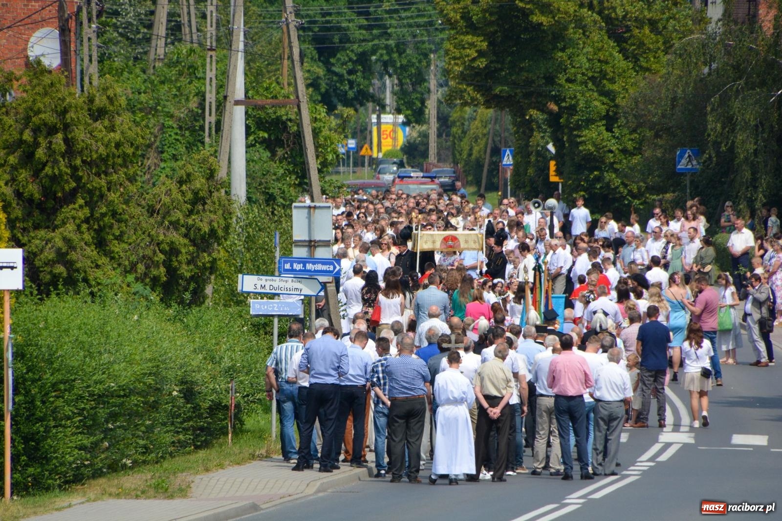 Zdjęcie w galerii na portalu naszraciborz.pl: Brzeskie Boże Ciało. Piękne śląskie akcenty [FOTO i WIDEO] wiadomości z regionu