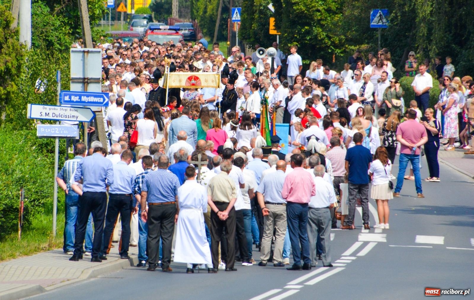 Zdjęcie w galerii na portalu naszraciborz.pl: Brzeskie Boże Ciało. Piękne śląskie akcenty [FOTO i WIDEO] wiadomości z regionu
