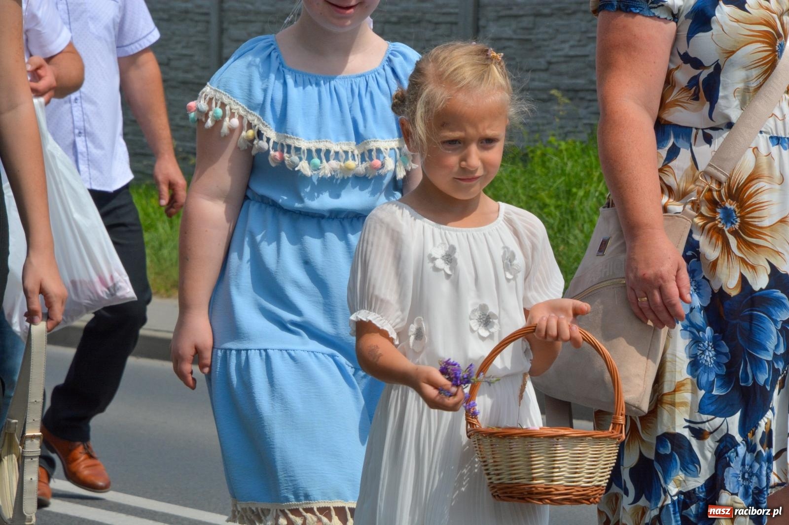 Zdjęcie w galerii na portalu naszraciborz.pl: Brzeskie Boże Ciało. Piękne śląskie akcenty [FOTO i WIDEO] wiadomości z regionu