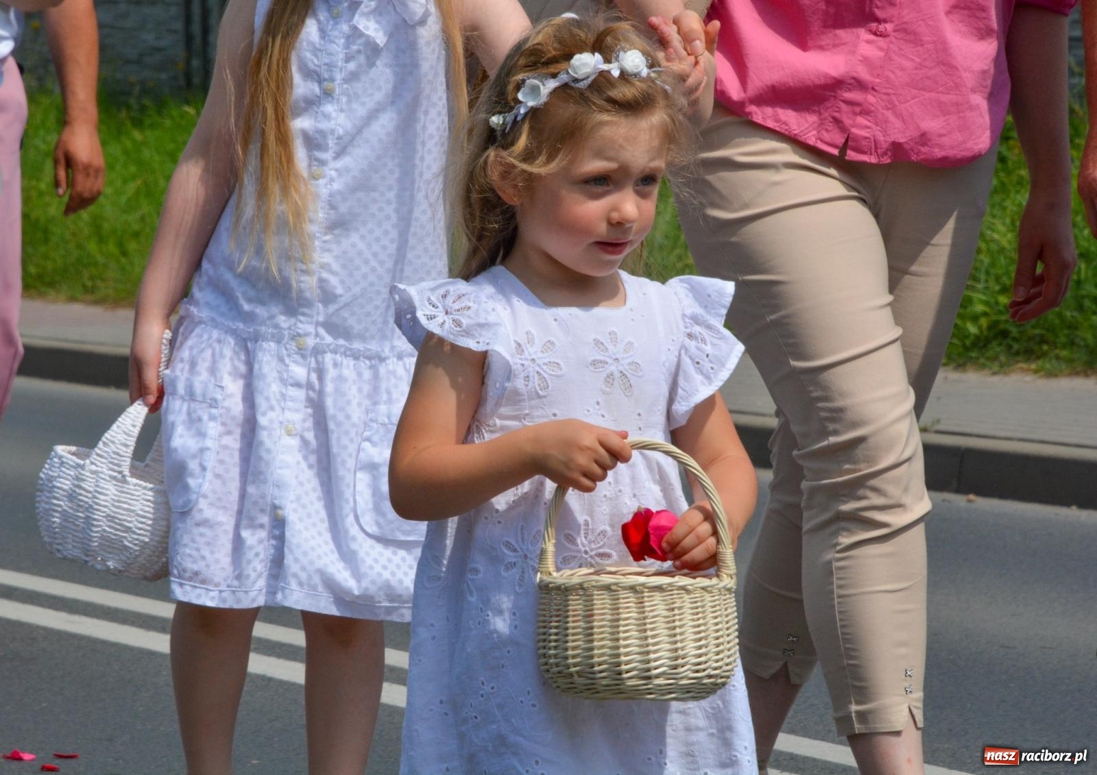 Zdjęcie w galerii na portalu naszraciborz.pl: Brzeskie Boże Ciało. Piękne śląskie akcenty [FOTO i WIDEO] wiadomości z regionu