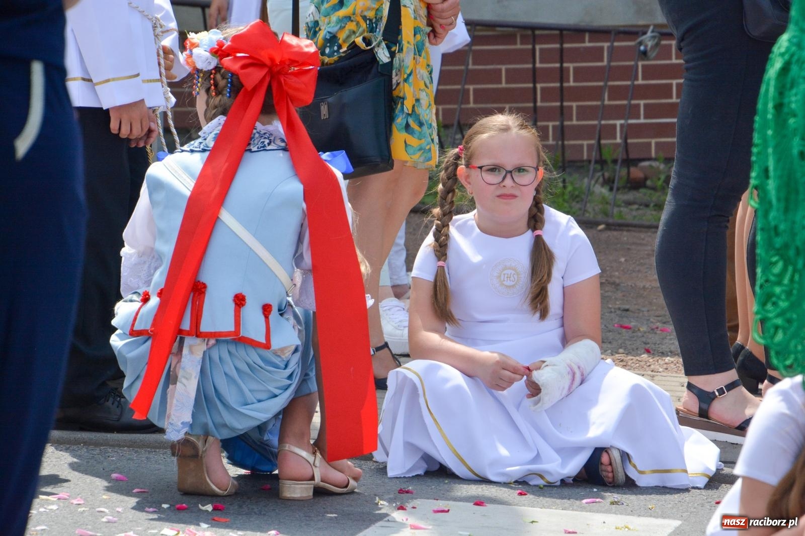 Zdjęcie w galerii na portalu naszraciborz.pl: Brzeskie Boże Ciało. Piękne śląskie akcenty [FOTO i WIDEO] wiadomości z regionu