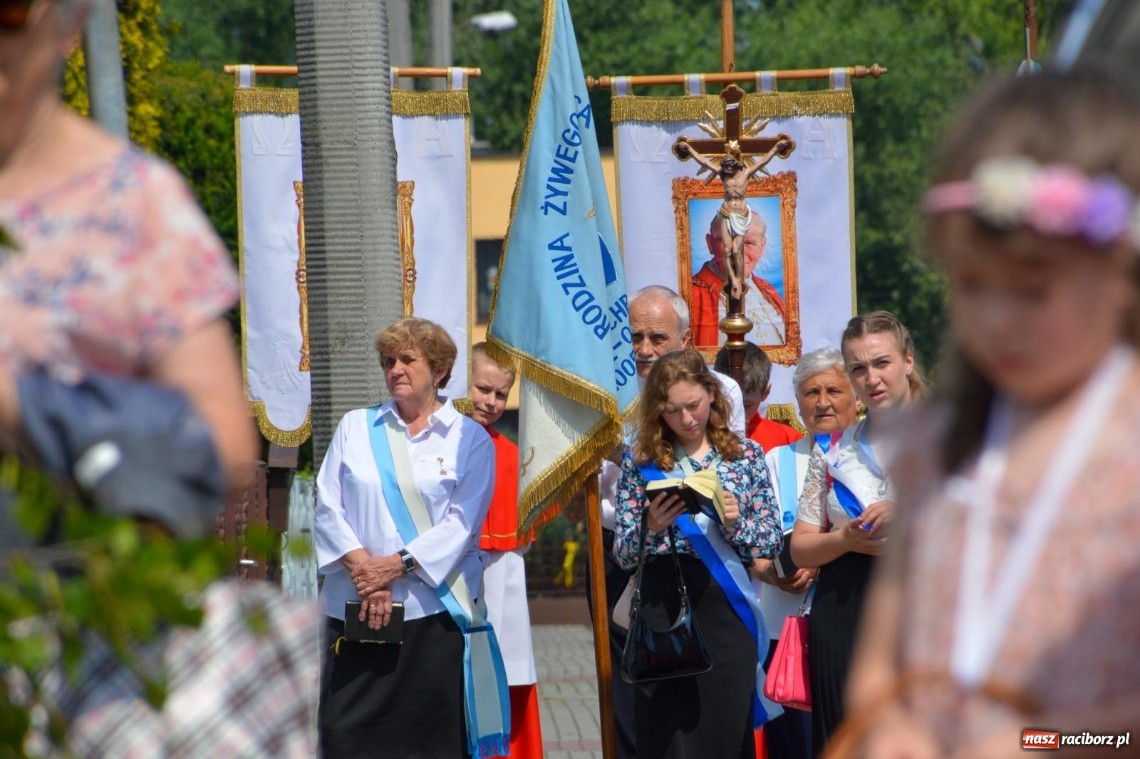 Zdjęcie w galerii na portalu naszraciborz.pl: Procesja Bożego Ciała na Ostrogu [FOTO i WIDEO] wiadomości z regionu