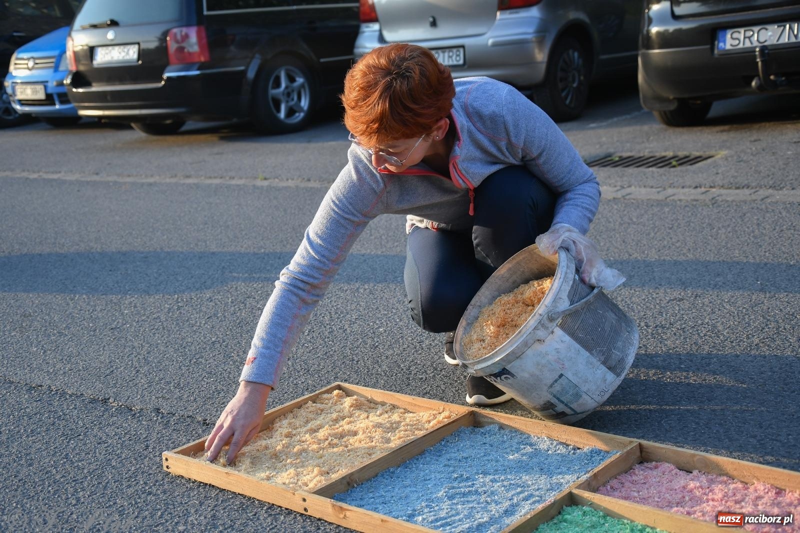 Zdjęcie w galerii na portalu naszraciborz.pl: To oni pięknie przystroili Nowe Zagrody i teren wokół kościoła Matki Bożej  wiadomości z regionu