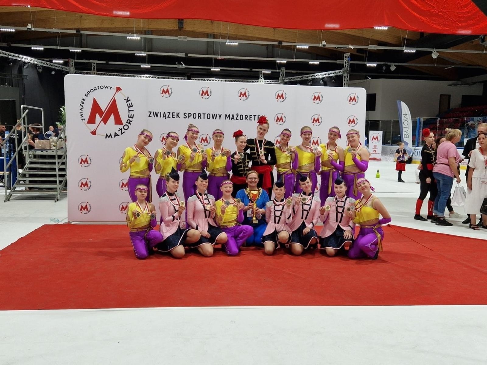 Zdjęcie w galerii na portalu naszraciborz.pl: Mażoretki ZARA 23 razy na podium Mistrzostw Polski wiadomości z regionu