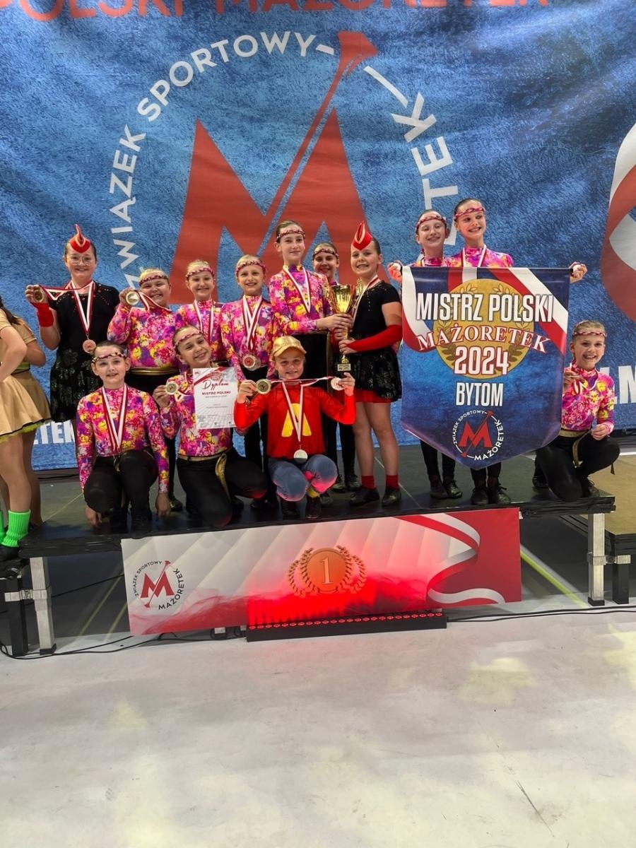 Zdjęcie w galerii na portalu naszraciborz.pl: Mażoretki ZARA 23 razy na podium Mistrzostw Polski wiadomości z regionu