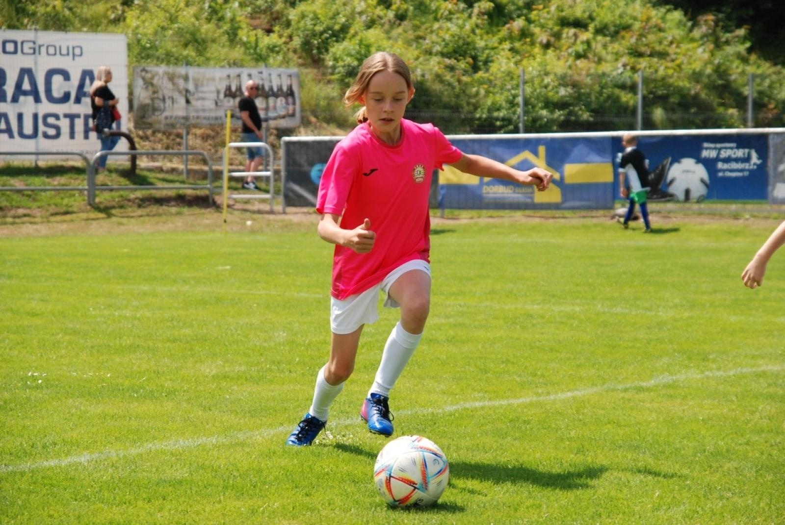 Zdjęcie w galerii na portalu naszraciborz.pl: Pierwszy dzień turnieju InPost Cup Nędza 2024 wiadomości z regionu