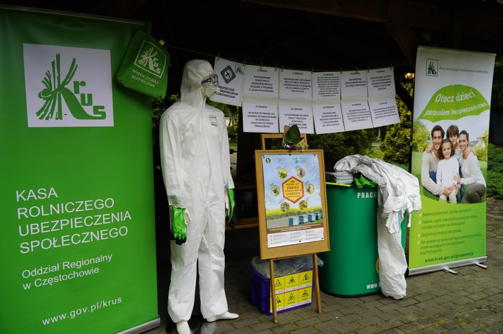 Zdjęcie w galerii na portalu naszraciborz.pl: Eko-rajd rowerowy i Światowy Dzień Pszczoły na Kempingu Obora wiadomości z regionu