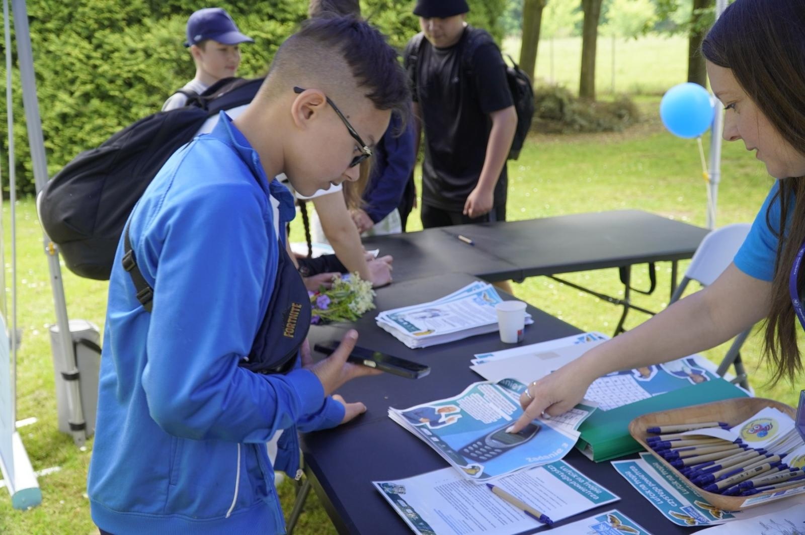 Zdjęcie w galerii na portalu naszraciborz.pl: Eko-rajd rowerowy i Światowy Dzień Pszczoły na Kempingu Obora wiadomości z regionu