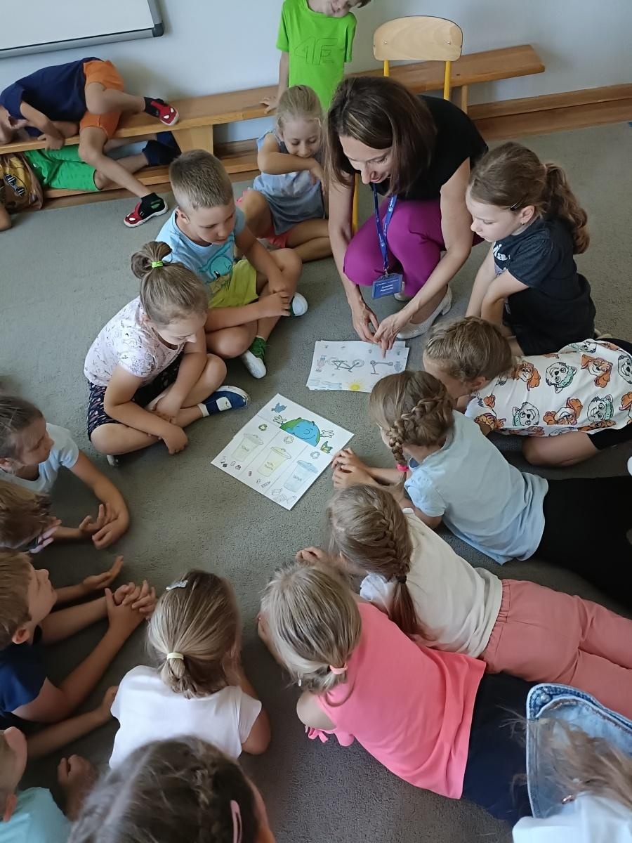 Zdjęcie w galerii na portalu naszraciborz.pl: Skąd biorą się zanieczyszczenia powietrza? - warsztaty edukacyjne wiadomości z regionu