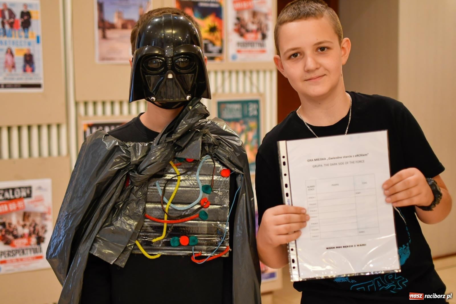 Zdjęcie w galerii na portalu naszraciborz.pl: Gwiezdne stracie z eRCKiem - terenowa gra miejska [FOTO i WIDEO] wiadomości z regionu