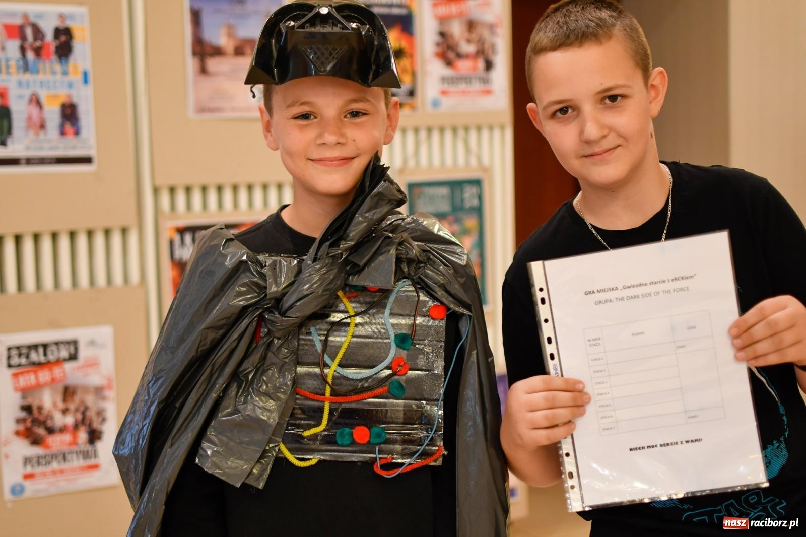Zdjęcie w galerii na portalu naszraciborz.pl: Gwiezdne stracie z eRCKiem - terenowa gra miejska [FOTO i WIDEO] wiadomości z regionu