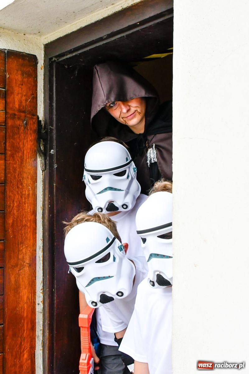 Zdjęcie w galerii na portalu naszraciborz.pl: Gwiezdne stracie z eRCKiem - terenowa gra miejska [FOTO i WIDEO] wiadomości z regionu