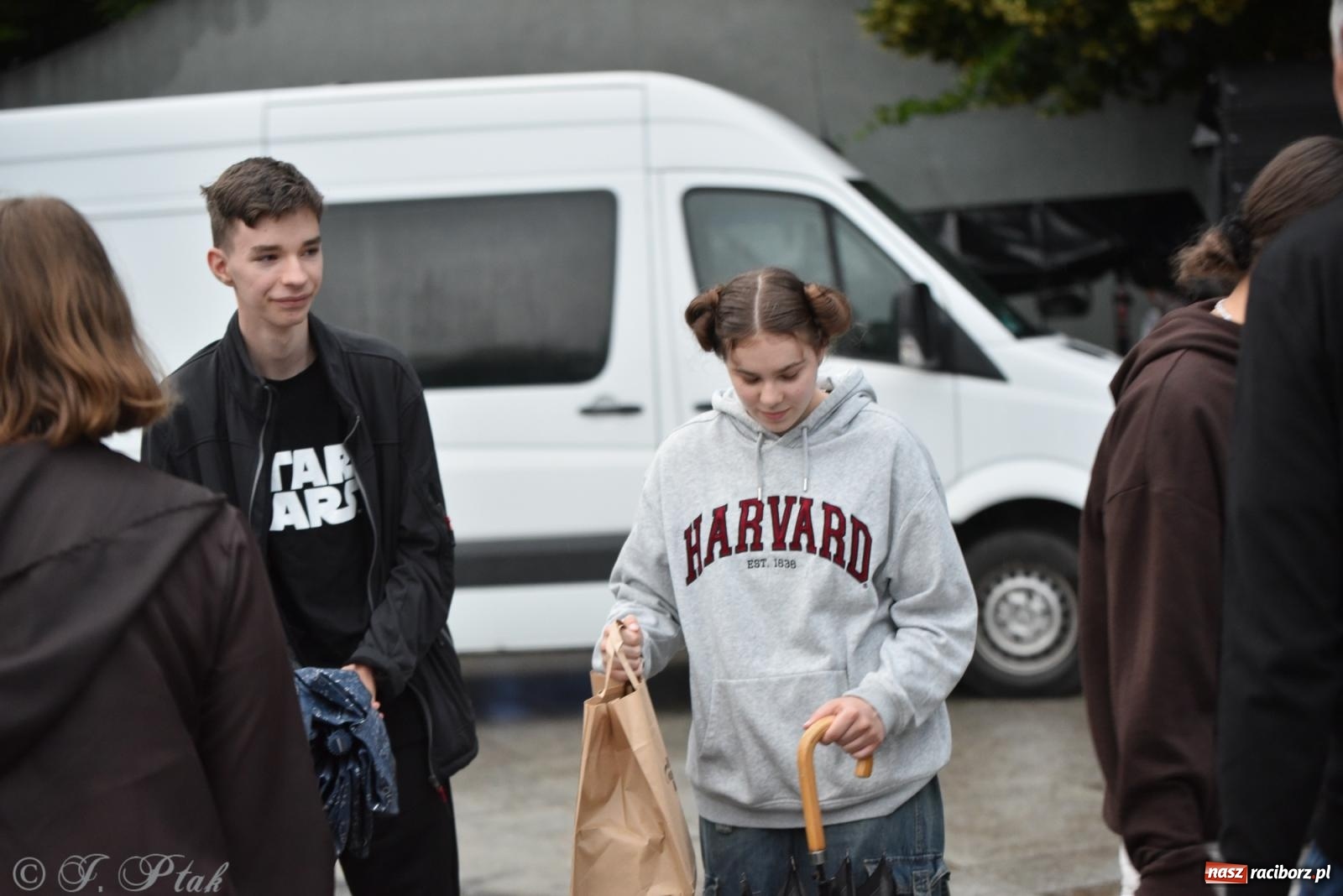Zdjęcie w galerii na portalu naszraciborz.pl: Gwiezdne stracie z eRCKiem - terenowa gra miejska [FOTO i WIDEO] wiadomości z regionu