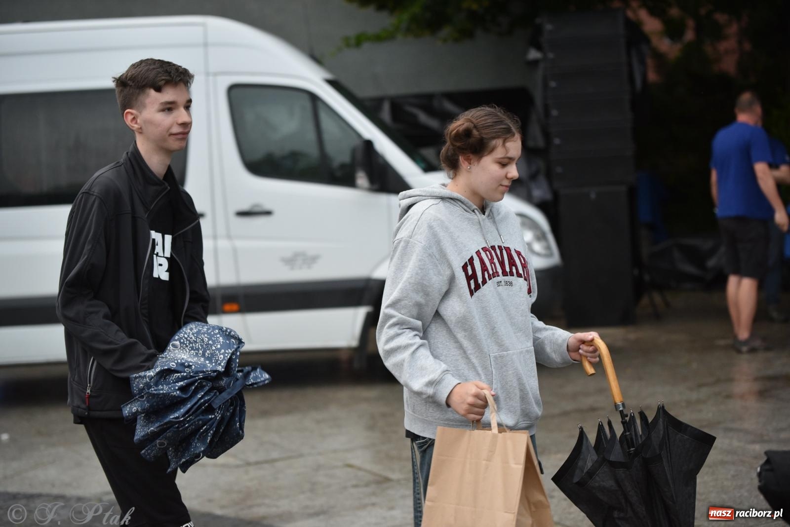 Zdjęcie w galerii na portalu naszraciborz.pl: Gwiezdne stracie z eRCKiem - terenowa gra miejska [FOTO i WIDEO] wiadomości z regionu