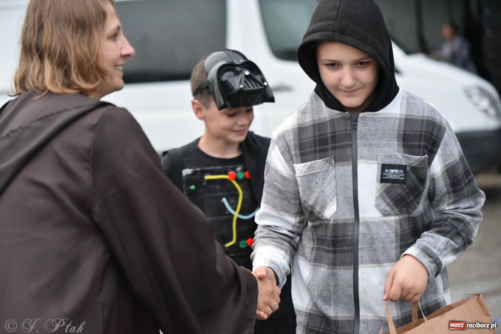 Zdjęcie w galerii na portalu naszraciborz.pl: Gwiezdne stracie z eRCKiem - terenowa gra miejska [FOTO i WIDEO] wiadomości z regionu