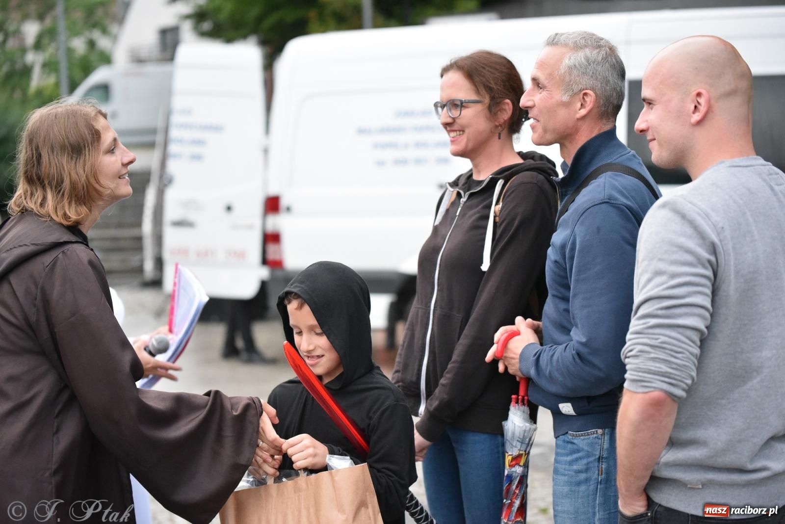 Zdjęcie w galerii na portalu naszraciborz.pl: Gwiezdne stracie z eRCKiem - terenowa gra miejska [FOTO i WIDEO] wiadomości z regionu