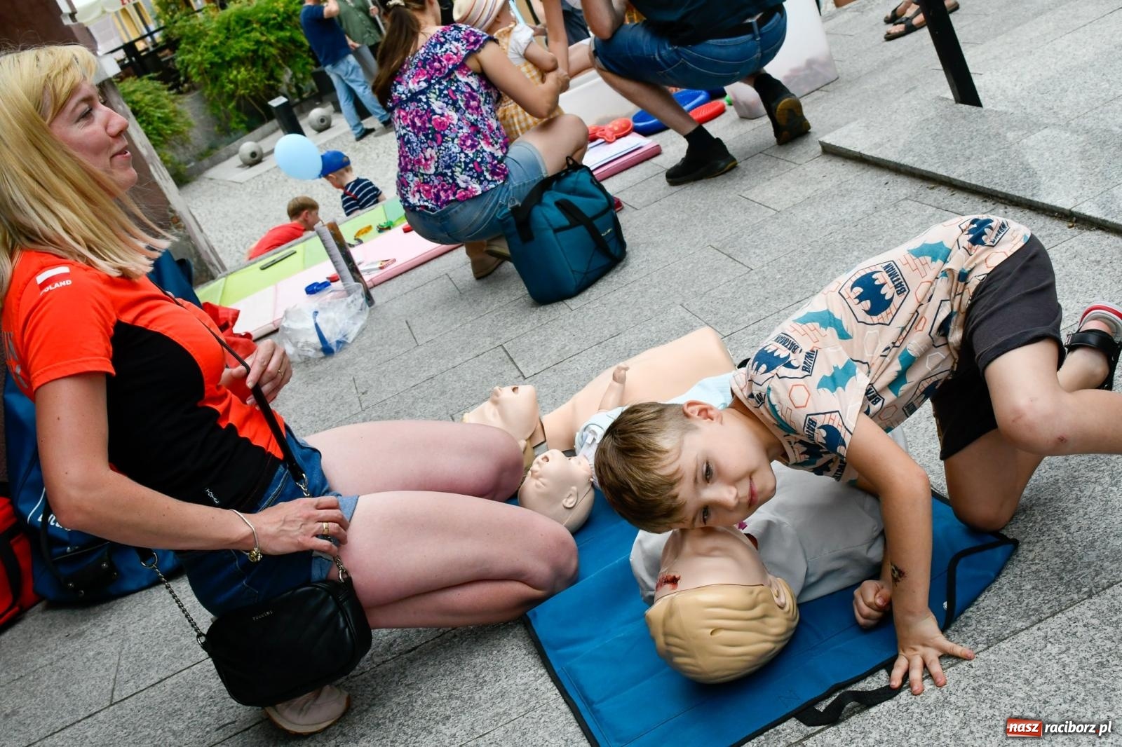 Zdjęcie w galerii na portalu naszraciborz.pl: Tłumy na Długiej. Kolejny udany Dzień Dziecka wiadomości z regionu