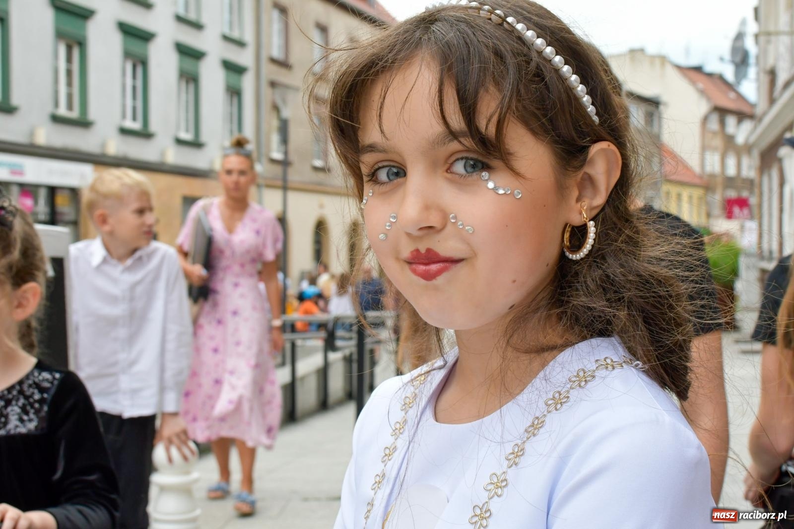 Zdjęcie w galerii na portalu naszraciborz.pl: Tłumy na Długiej. Kolejny udany Dzień Dziecka wiadomości z regionu