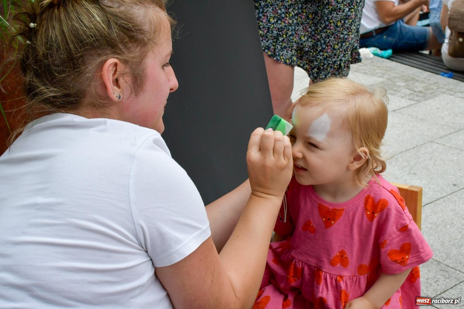 Zdjęcie w galerii na portalu naszraciborz.pl: Tłumy na Długiej. Kolejny udany Dzień Dziecka wiadomości z regionu