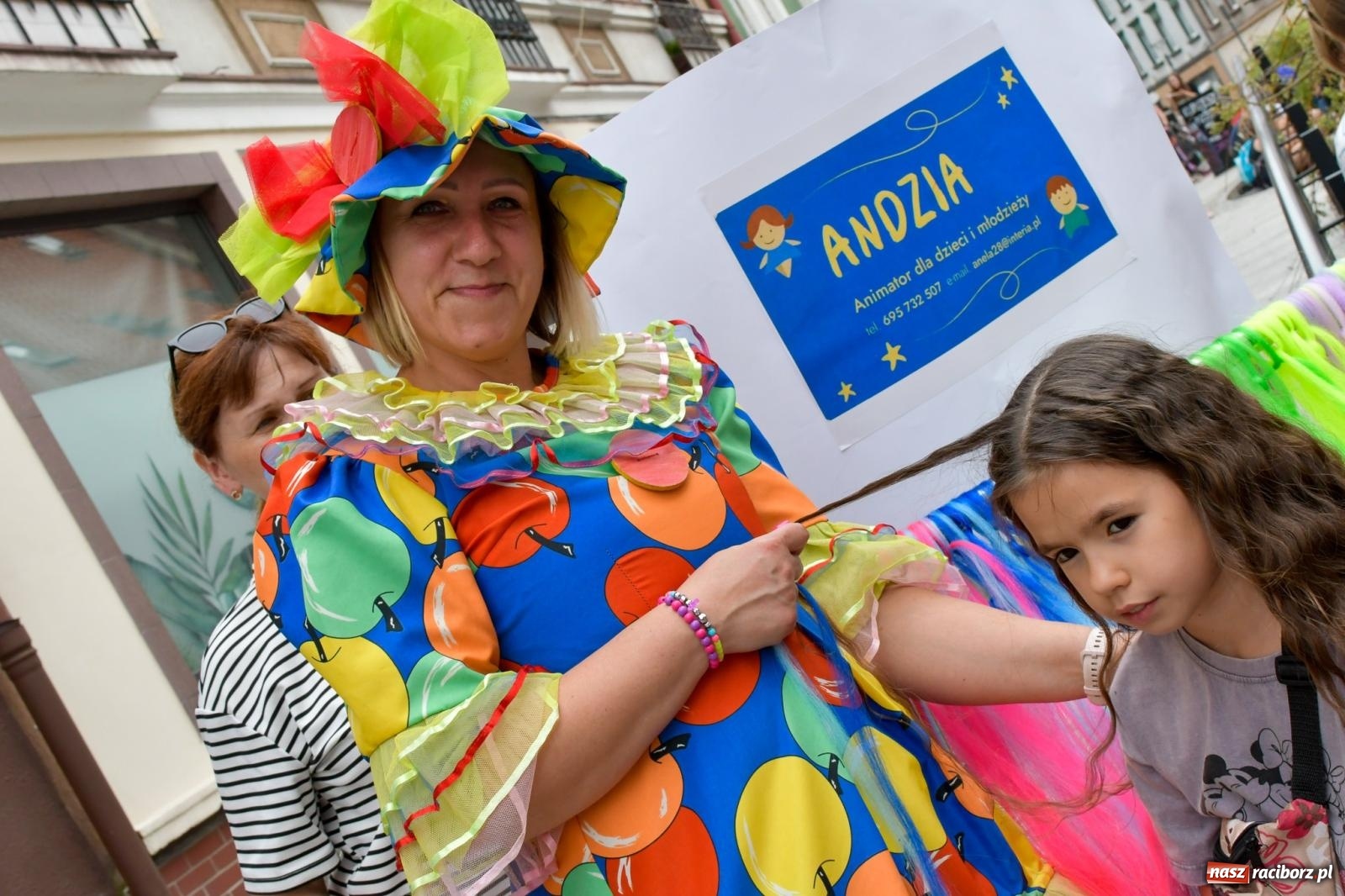 Zdjęcie w galerii na portalu naszraciborz.pl: Tłumy na Długiej. Kolejny udany Dzień Dziecka wiadomości z regionu