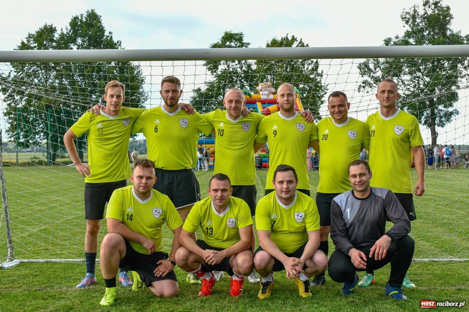 Zdjęcie w galerii na portalu naszraciborz.pl: Deszcz im niestraszny. Festyn w Borucinie [FOTO i WIDEO] wiadomości z regionu