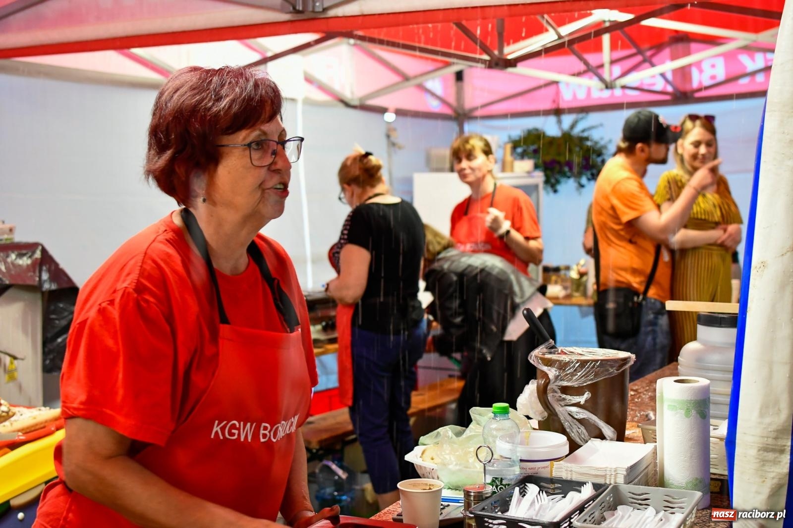 Zdjęcie w galerii na portalu naszraciborz.pl: Deszcz im niestraszny. Festyn w Borucinie [FOTO i WIDEO] wiadomości z regionu