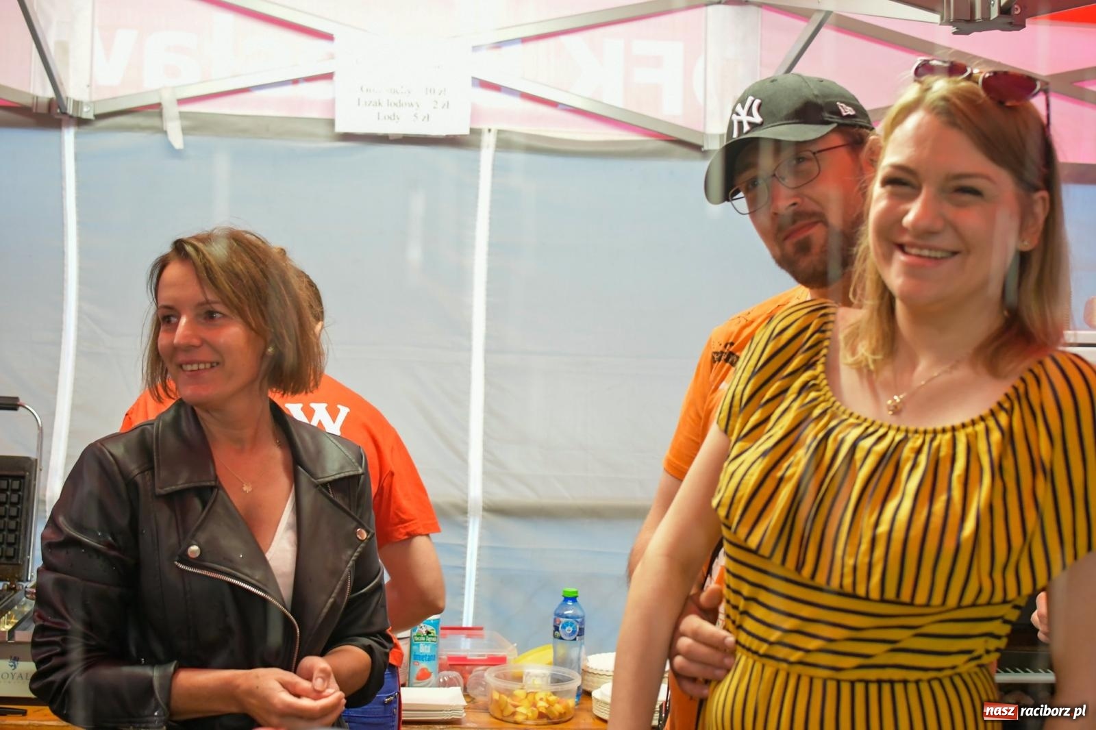 Zdjęcie w galerii na portalu naszraciborz.pl: Deszcz im niestraszny. Festyn w Borucinie [FOTO i WIDEO] wiadomości z regionu