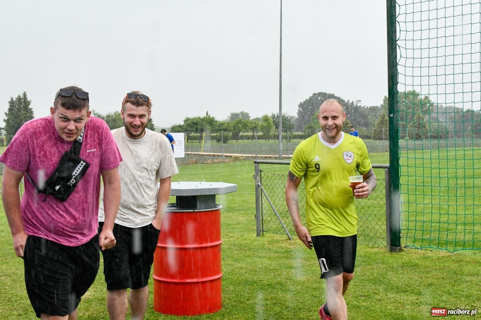 Zdjęcie w galerii na portalu naszraciborz.pl: Deszcz im niestraszny. Festyn w Borucinie [FOTO i WIDEO] wiadomości z regionu