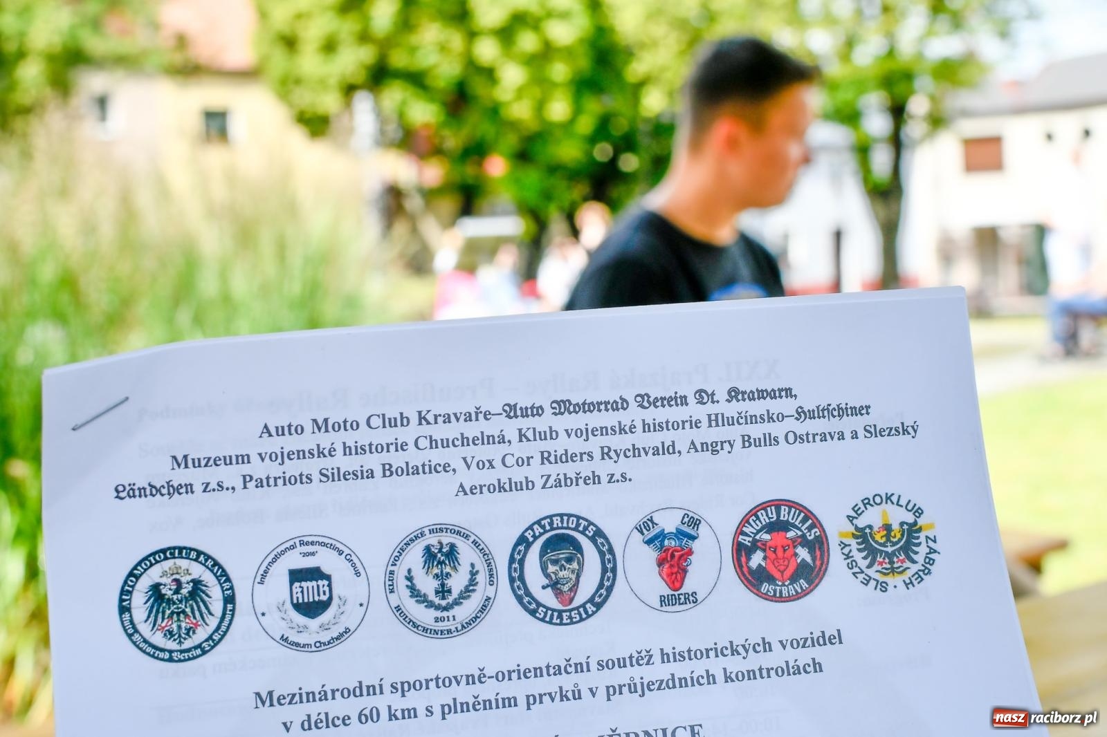 Zdjęcie w galerii na portalu naszraciborz.pl: Historia motoryzacji na krzanowickim ryneczku [FOTO i WIDEO] wiadomości z regionu