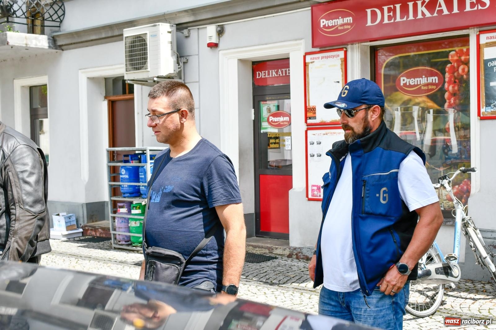 Zdjęcie w galerii na portalu naszraciborz.pl: Historia motoryzacji na krzanowickim ryneczku [FOTO i WIDEO] wiadomości z regionu
