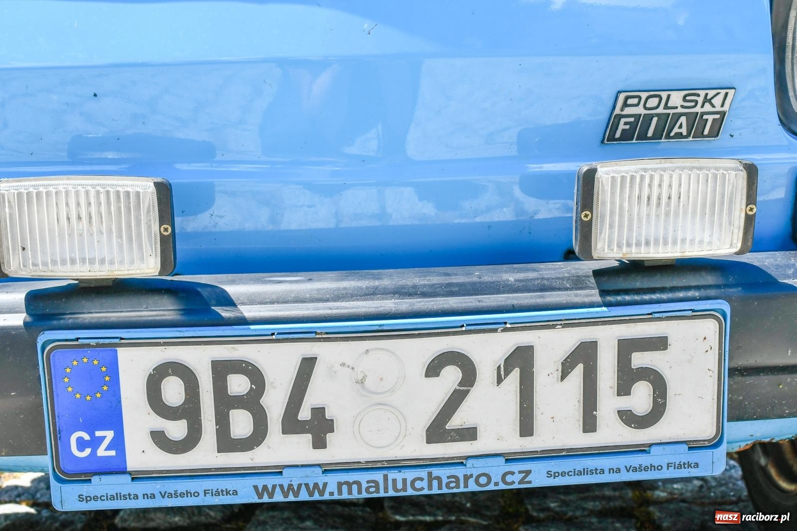 Zdjęcie w galerii na portalu naszraciborz.pl: Historia motoryzacji na krzanowickim ryneczku [FOTO i WIDEO] wiadomości z regionu