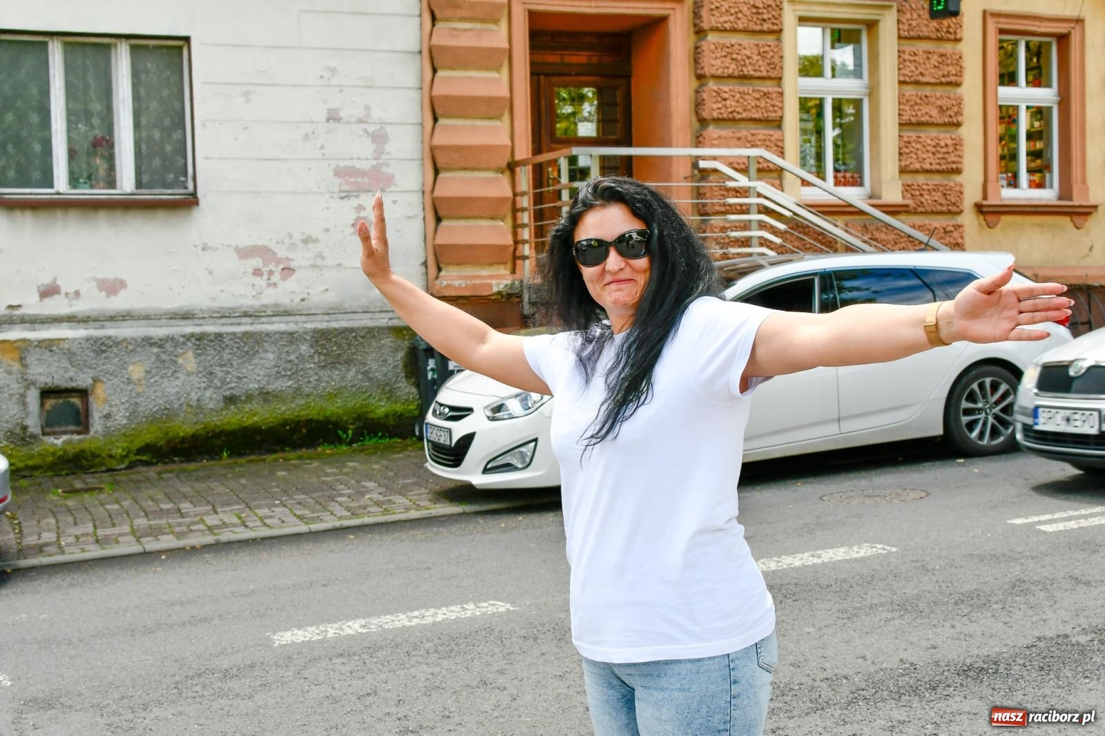 Zdjęcie w galerii na portalu naszraciborz.pl: Historia motoryzacji na krzanowickim ryneczku [FOTO i WIDEO] wiadomości z regionu