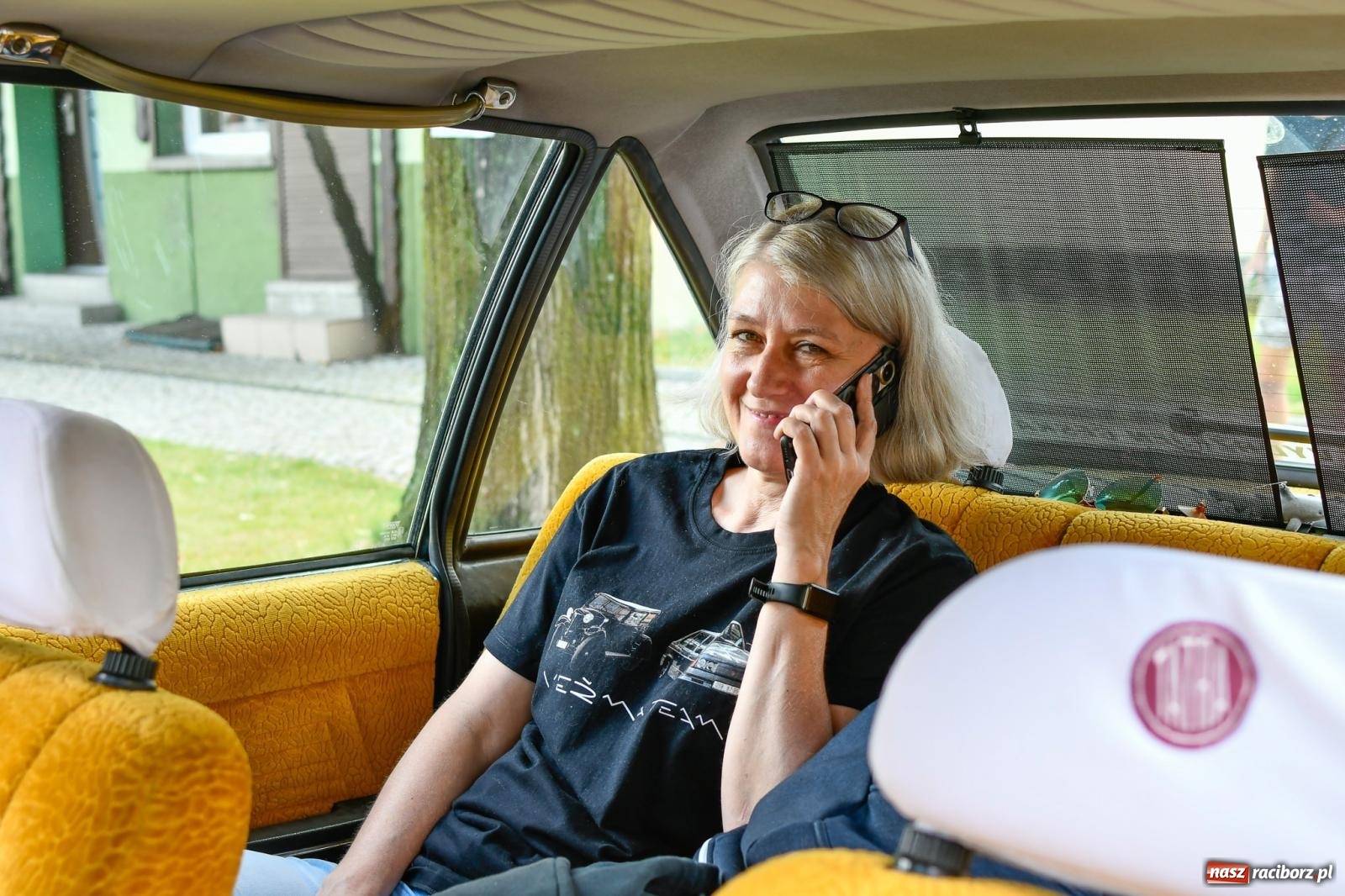 Zdjęcie w galerii na portalu naszraciborz.pl: Historia motoryzacji na krzanowickim ryneczku [FOTO i WIDEO] wiadomości z regionu