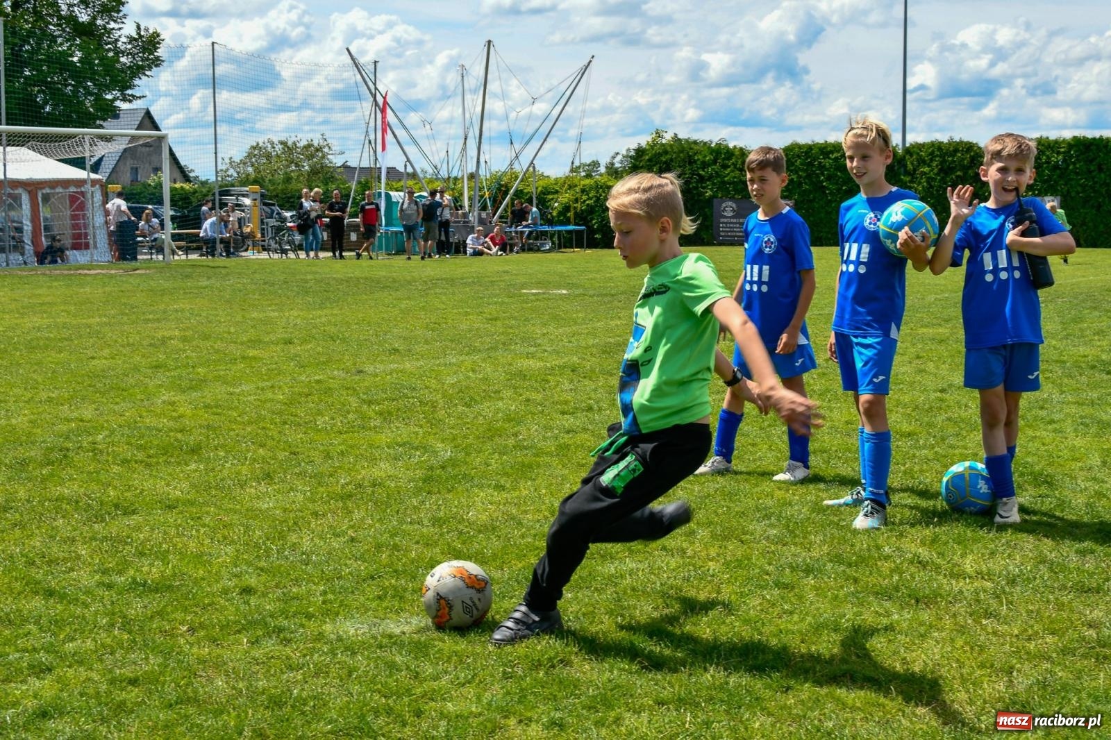 Zdjęcie w galerii na portalu naszraciborz.pl: VII Międzynarodowy Turniej Piłkarski im. Huberta Kostki w Markowicach wiadomości z regionu